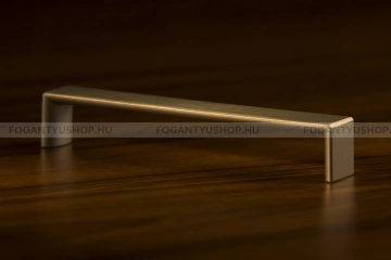 RUJZ DESIGN Fogantyú - 160 mm - 495.25 - Matt króm - Zamak fém ötvözet